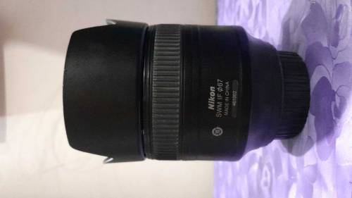 nikon 85mm 1.8g lens