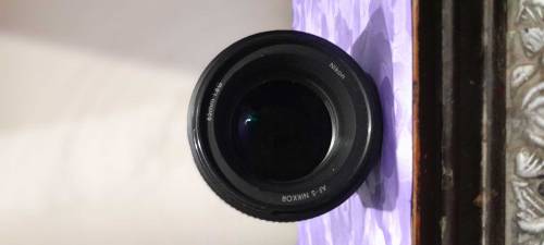 nikon 85mm 1.8g lens