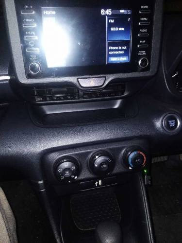 Toyota Yaris hatchback 21 model 23 import 24 registerd 