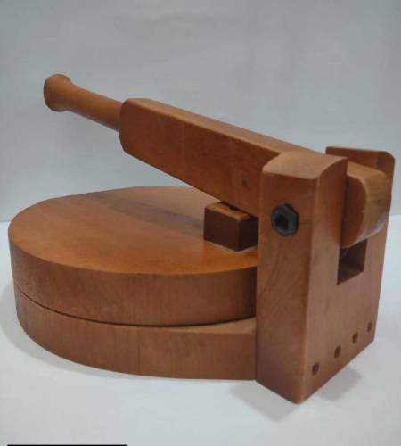 wooden roti maker 