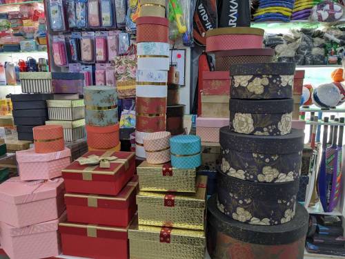 gift boxes 🎁