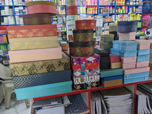 gift boxes 🎁