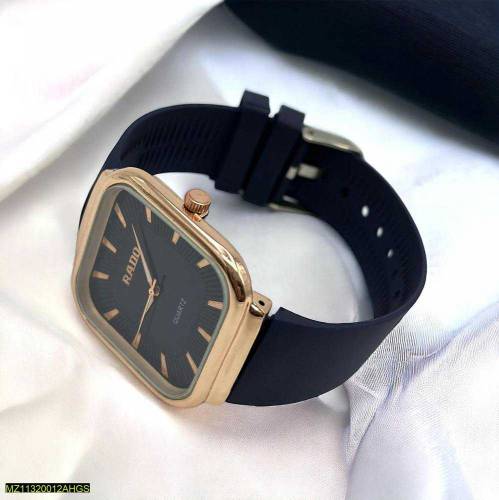 man stylish watch gis ko chai ha all Pakistan dlavery available ha 
