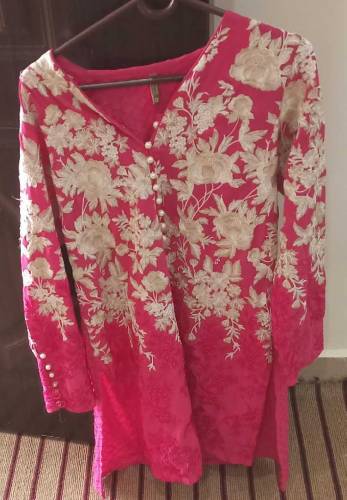 Self print Milk white embroidery Single piece kurti Size medium