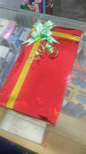 GIFT BOX's