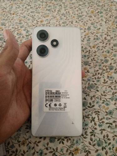 INFINIX HOT 30 