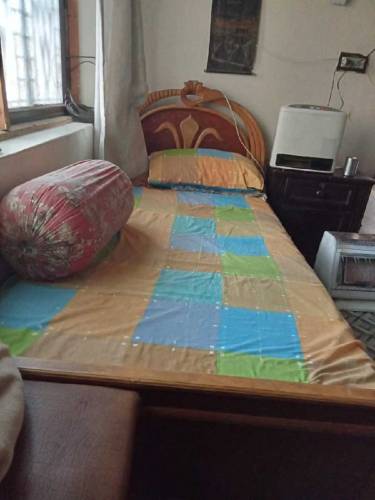 single bed for sale