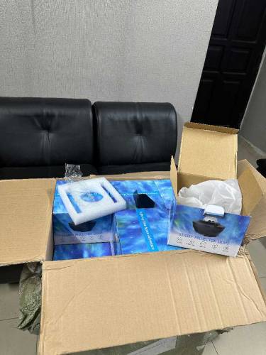•  Galaxy Starry Sky Night Projector