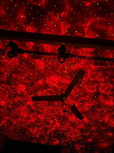 •  Galaxy Starry Sky Night Projector
