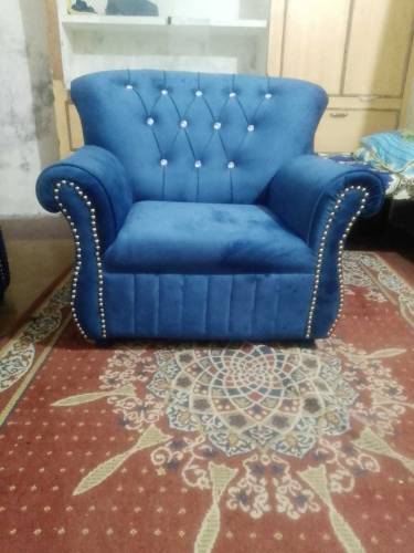 5 srater sofa sell