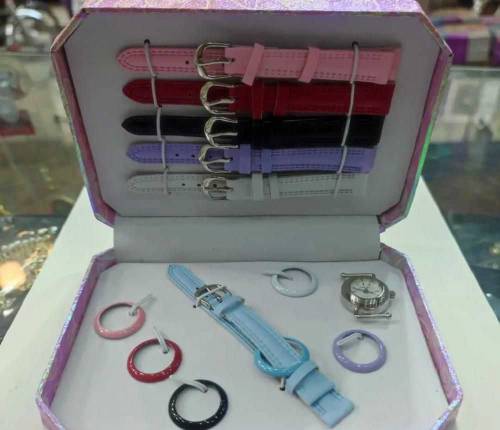 women classical analogue interchangeable watch set