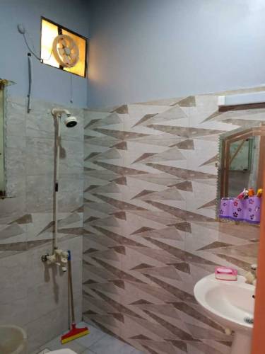 2nd floor portion mousa residency near Pakistan baitulmaal qureshi Str