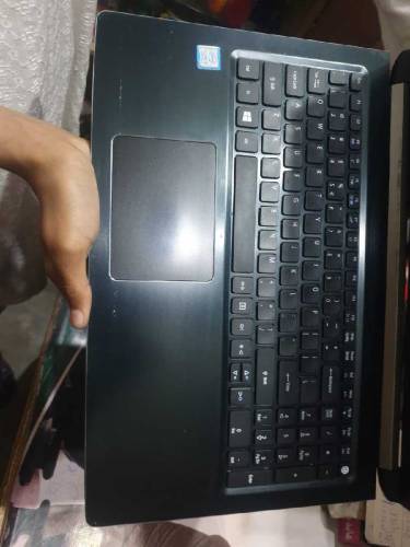 Acer companyCore i5 8th generation 6gb ram 1 tb hard