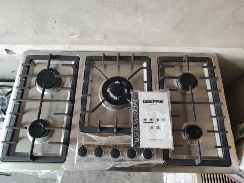 GEEPAS 5 Burner Steel Body High Quality stove 