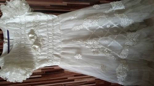 white maxi 