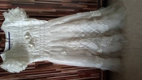 white maxi 