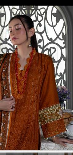 3 pc unsti0tched laun suit print duppata Chicken kari boring bareeze