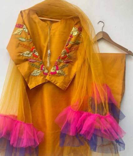 Women Stitched Suit Silk, 3 pcs 