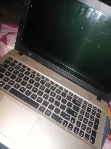 ASUS LAPTOP