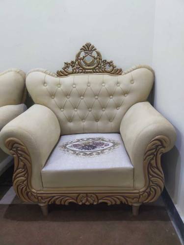 Ful Sofa Set For Sell In Good Price