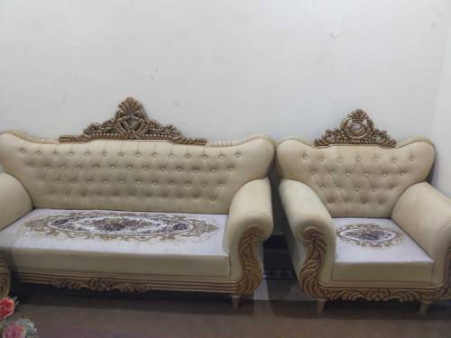 Ful Sofa Set For Sell In Good Price