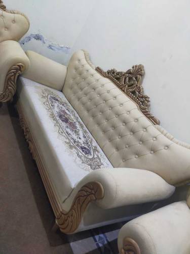 Ful Sofa Set For Sell In Good Price