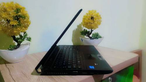 TOSHIBA LAPTOP