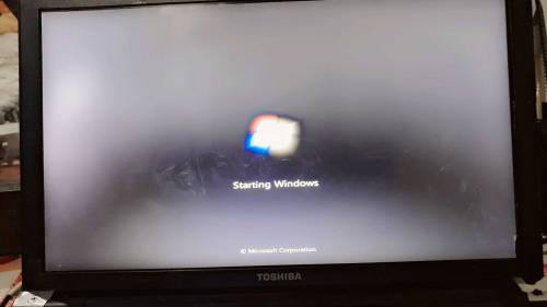 TOSHIBA LAPTOP