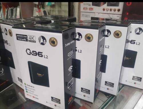 ANDRIOD BOX Q96 .RAM 8GB ROM  128GGB CASH ON DELVERY AVAilable 