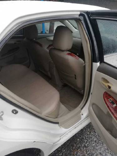 Toyota Corolla gli 2010 model