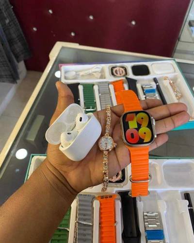 Best Quality P8 Ultra Series Men and Women Smart Watch with Ear Birds 