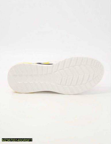 •  Material: Mesh & Leather•  Sole: PU Soft Foaming•  Product Type: Me