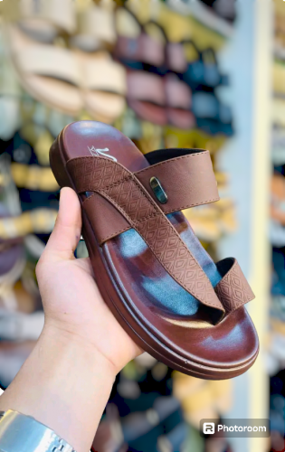 Dubai original import shoes 39, 40, 41, 42, 43, 44, all sizes availabl