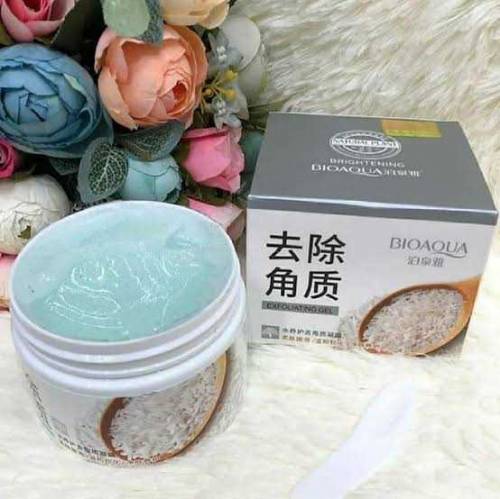 BIOAQUA Witening Facial Scrub