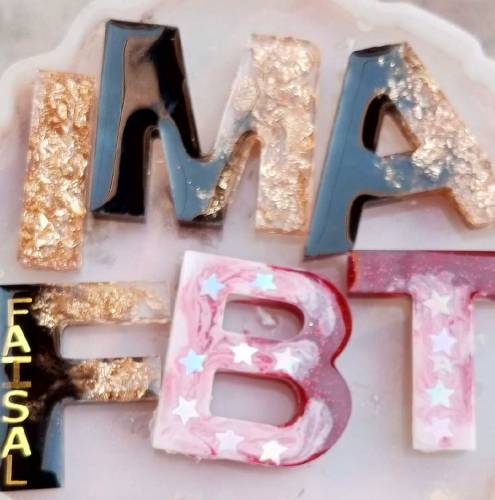 Resin keychains  customized keychains