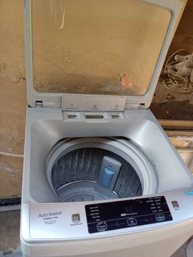 fully automatic washed. 7 kg. new condition.  ............ . 