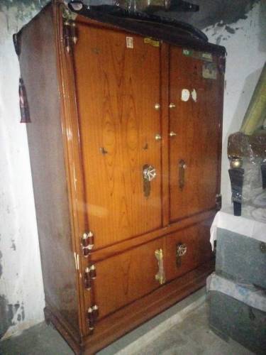 Iron safe Almari 