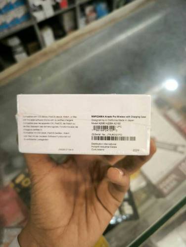 Air pods 2nd/Genration True Wireless Earbuds wireless charging...