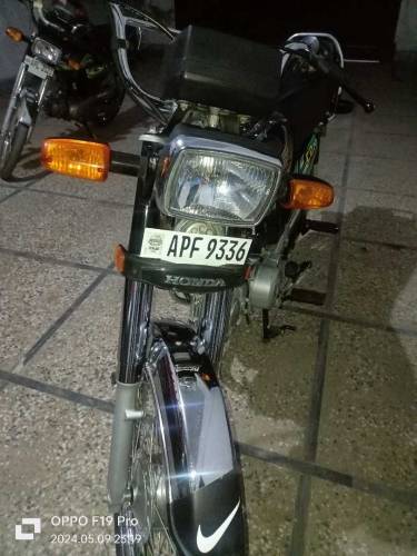 Honda CD 70cc good condition ok call me sms messages from no chaska 