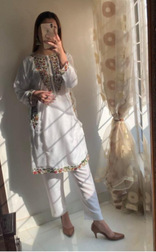 2Pcs Women's Stitched Linen Embroidered Suits 
