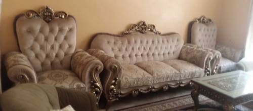 5 seater sofa set with table