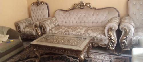 5 seater sofa set with table