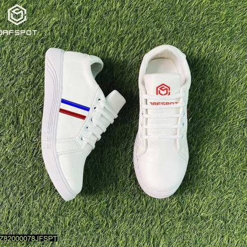 womens thick sole sneakers.