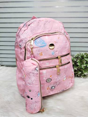 it is a vary woman bags