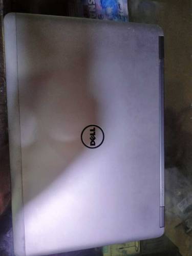 Dell latitude e7440