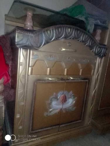 Bed/side table/dressing table/almaare condition used like new