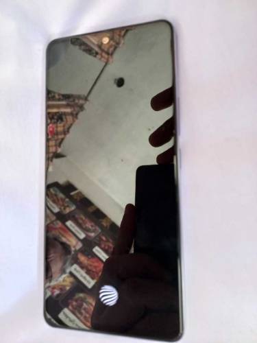 Vivo V27e 