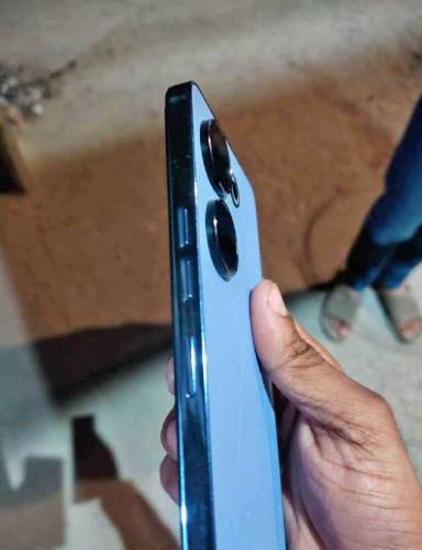 single mobile just 8month warranty 