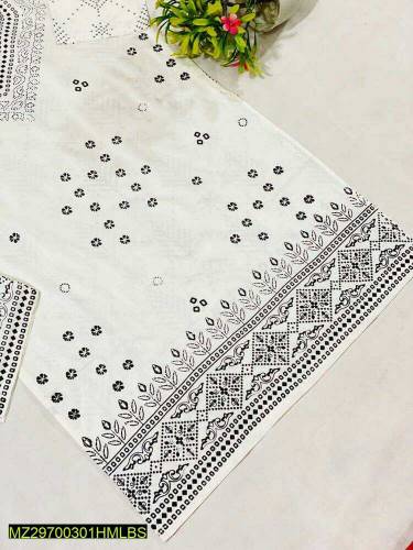 Elegant 2-pc linen suit for women! Stylish print, comfortable fit. Per
