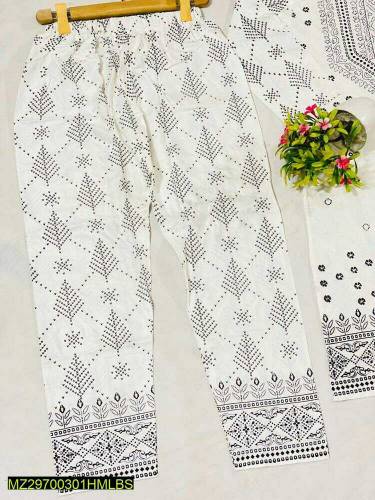 Elegant 2-pc linen suit for women! Stylish print, comfortable fit. Per